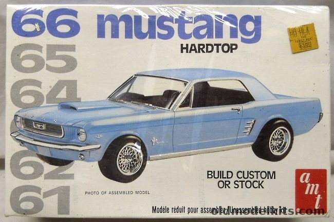 AMT 1/25 1966 Ford Mustang 2 Door Hardtop Coupe - Stock / Custom, 2207 plastic model kit
